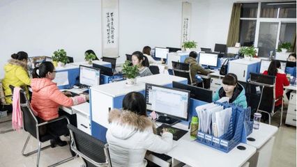 宏鵬教育A輪融資蓄勢待發 三千萬注資或將催化線上轉型與技術咨詢服務新格局